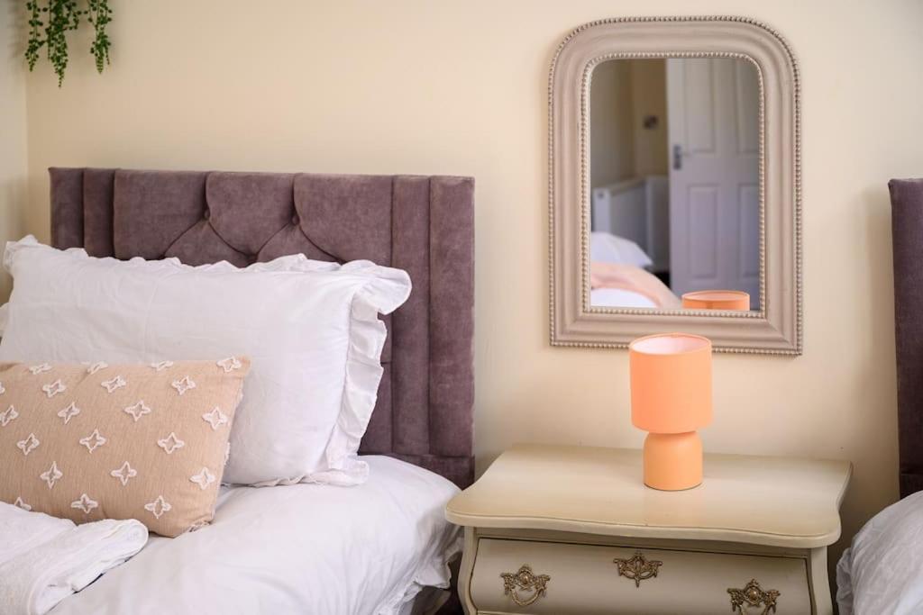 Charming Luxury Apartment Peak District マトロック エクステリア 写真